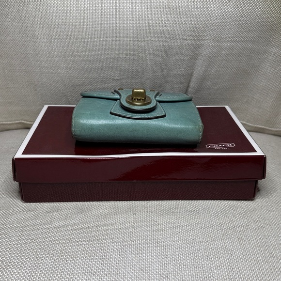 Coach Legacy Kisslock Vachetta Teal Leather Wallet - Picture 5 of 8